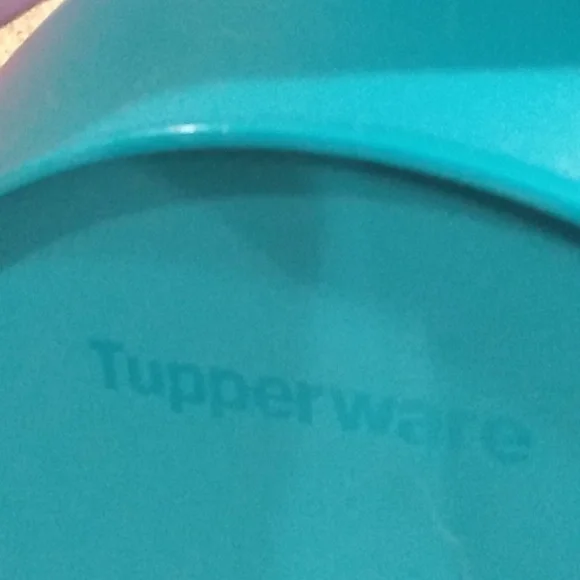 Tupperware Aqua Container - Picture 7 of 15